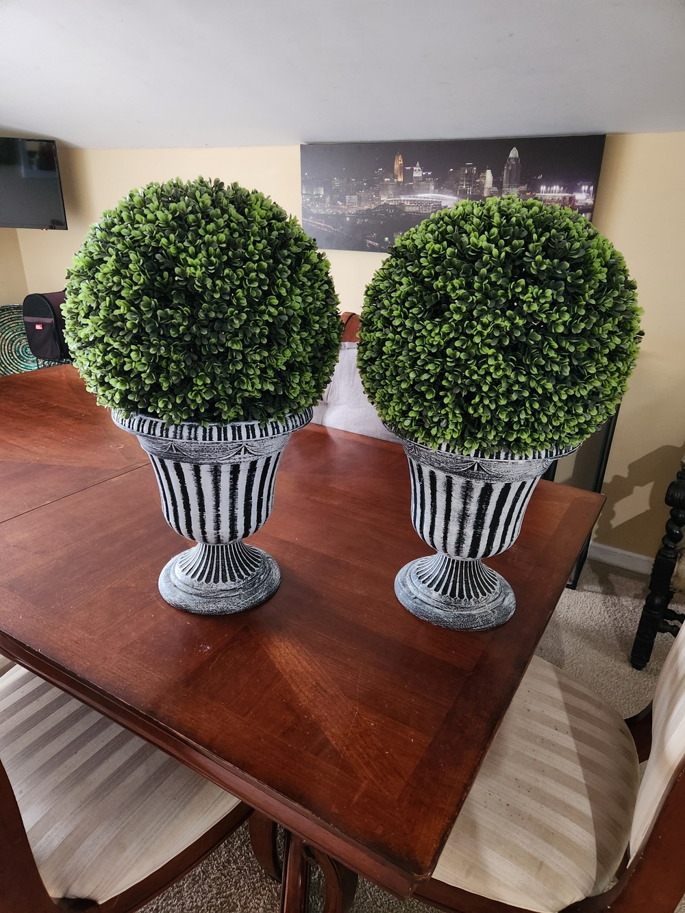 2 Allen + Roth Indoor/Outdoor Decorative Shrubs With Timing Light 2ft Tall